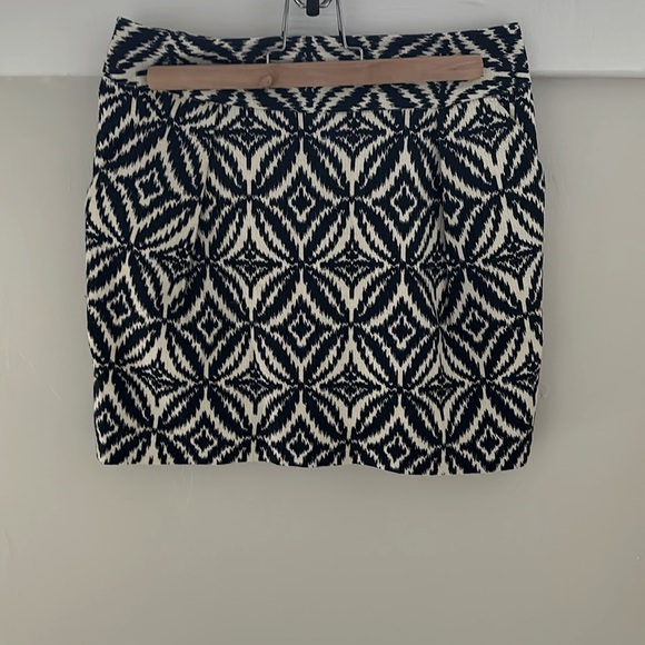 Joe Fresh Dresses & Skirts - Joe Fresh Ikat mini-skirt with pockets - Navy and white. Size small
